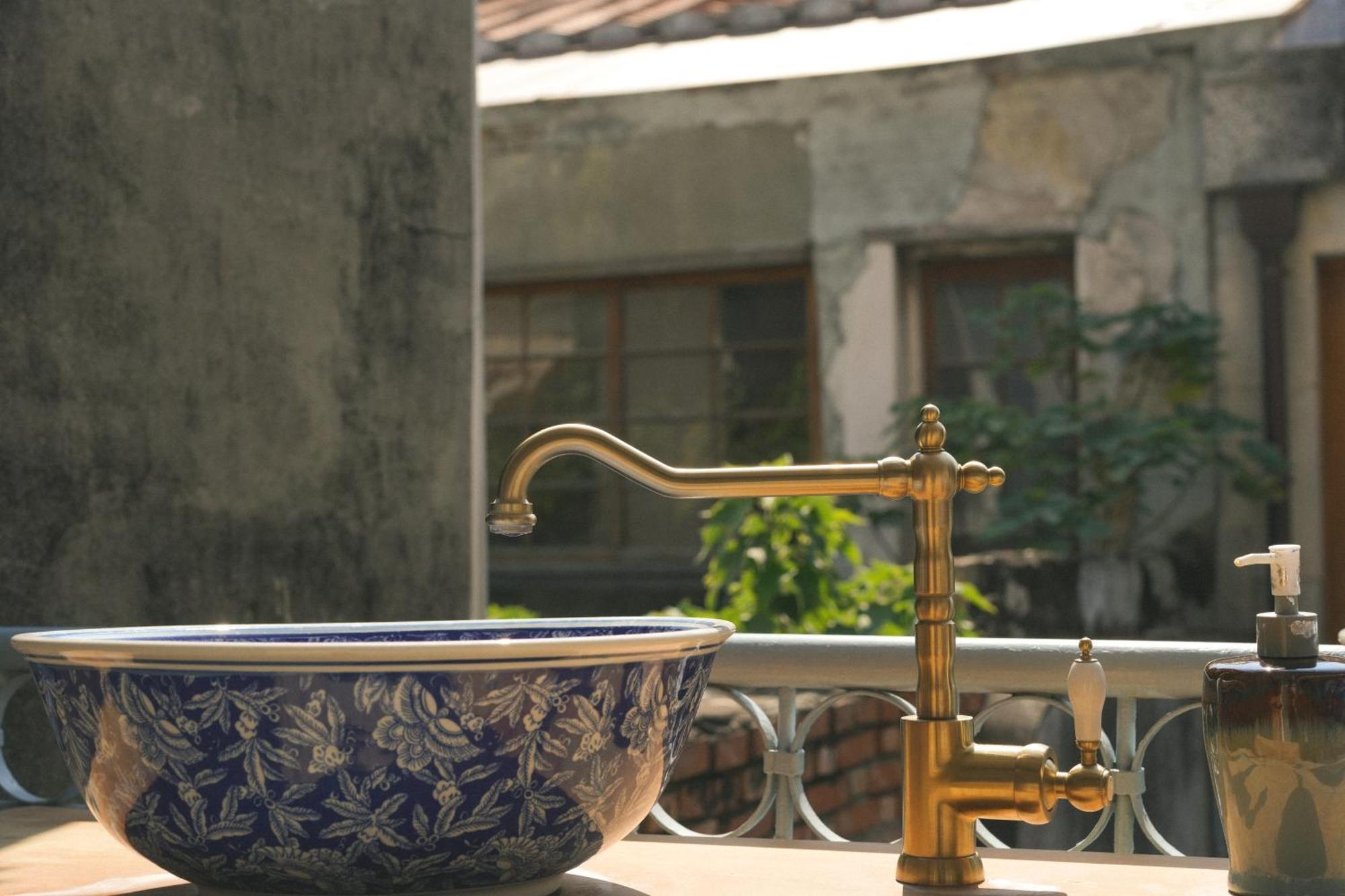 Funnan Guesthouse ไถหนาน ภายนอก รูปภาพ